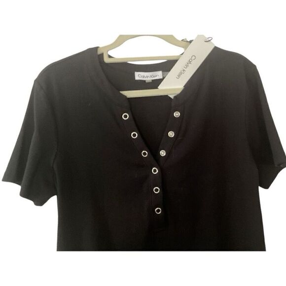 Calvin Klein Black Tee with Silver Snaps S - Picture 3 of 4